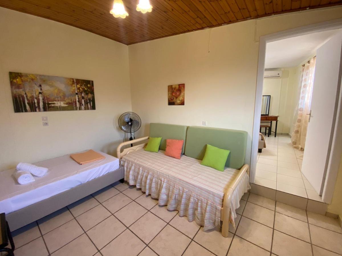 Althea Apartment Maroulas Ngoại thất bức ảnh